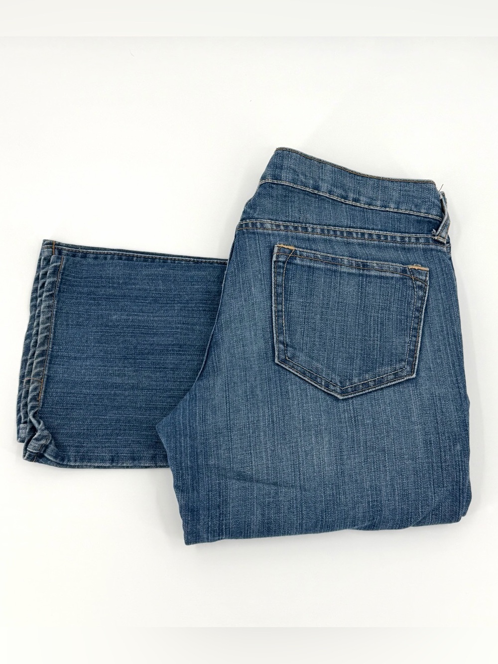 Old Navy The Diva Boot Cut Jeans in Medium Wash